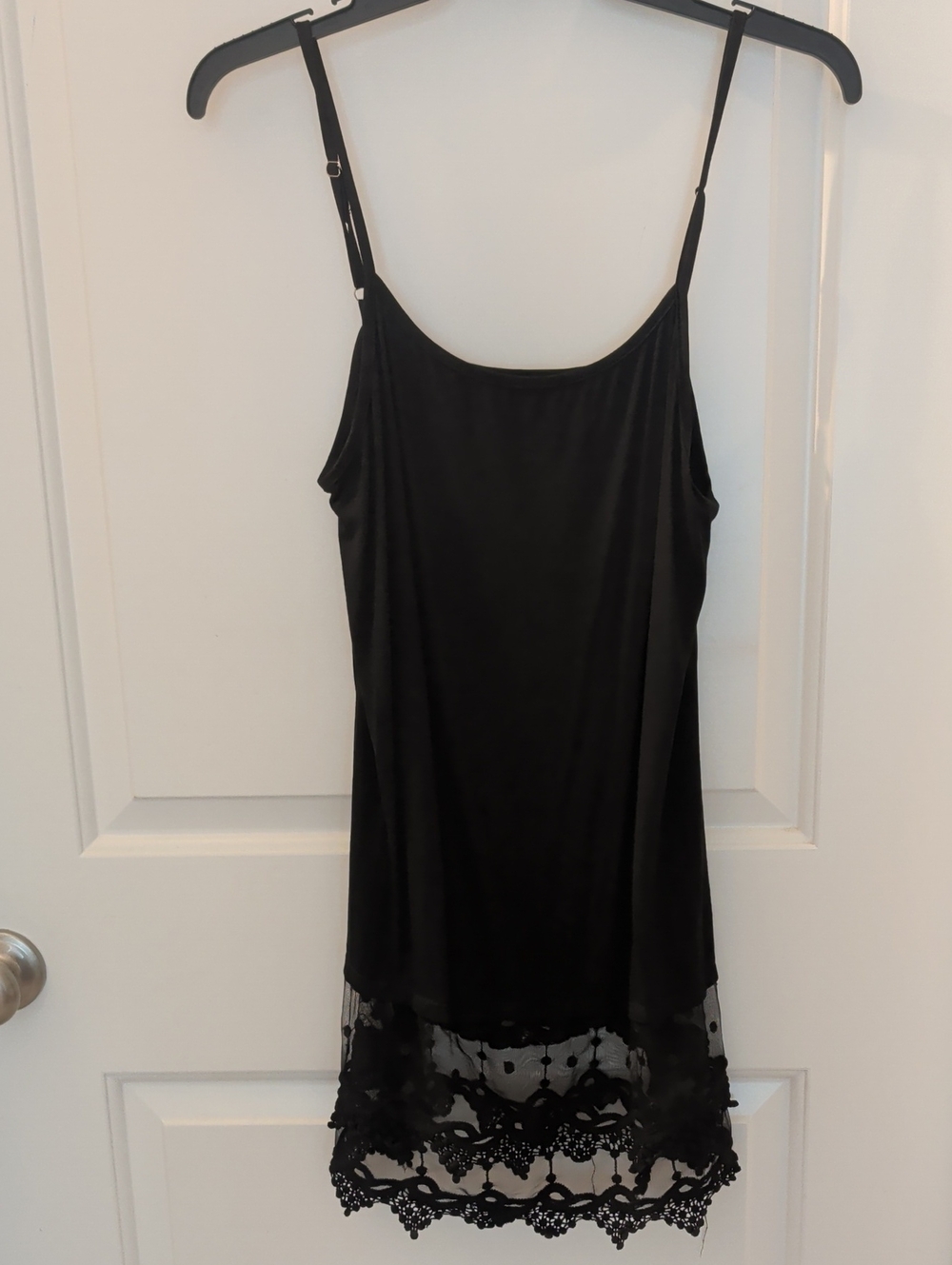 Black Lace-Hem Long Strappy Tank